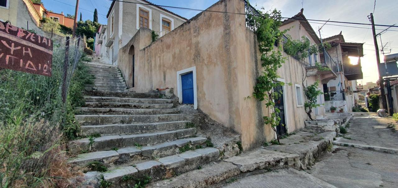 גיתיו Traditional Hillside Cottage מראה חיצוני תמונה
